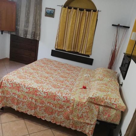 La Casina Di Assisi Villa Luaran gambar